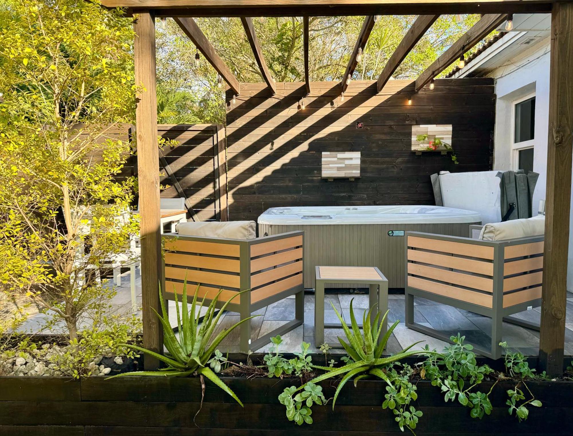 Hot Tub House On Golf Course! 10 Mins To The Beach Miami Exterior foto